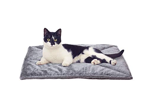 Furhaven Pet Dog Bed Heating Pad | ThermaNAP Quilted Faux Fur Insulated Thermal Self-Warming Pet Bed Mat for Dogs & Cats, Gray