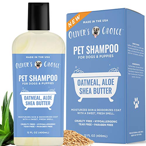 Dog Shampoo with Oatmeal and Aloe.